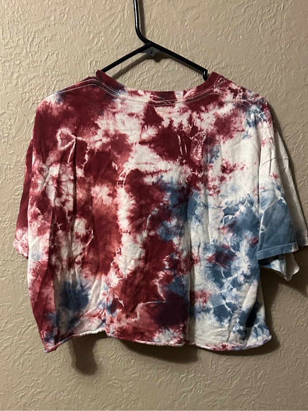 Gildan Tie-Dye Crop Top - Red, Blue & White - Picture 4 of 4